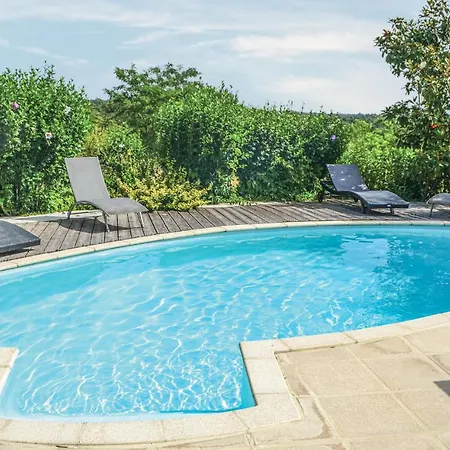 In St-michel-l'eclusele- La Roche-Chalais