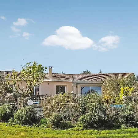 In St-michel-lecluse-le-
